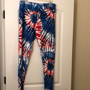 Lularoe patriotic tie dye leggings. Tall & Curvy